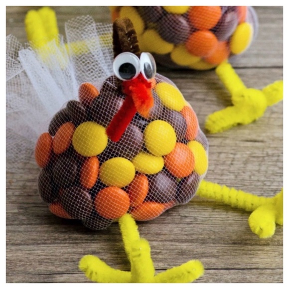 11/26 WICKED WEDNESDAY VINTAGE FASHION SHARE GROUP - Picture 12 of 16